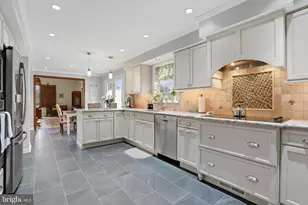 1420 Scarlet Oak Rd, Yardley, PA 19067 - Photo 5