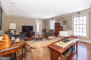 196 Aqueduct Rd, Washington Crossing, PA 18977 - Photo 9