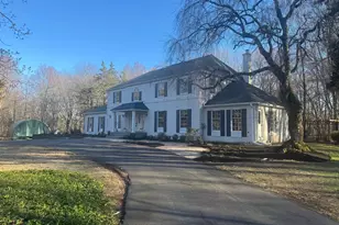 196 Aqueduct Rd, Washington Crossing, PA 18977 - Photo 1