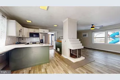 11 Easter Lane, Levittown, PA 19054 - Photo 3