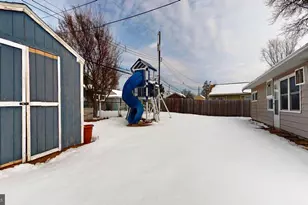 11 Easter Ln, Levittown, PA 19054 - Photo 21