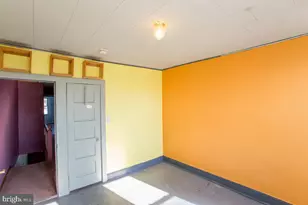 916 Jefferson Ave, Bristol, PA 19007 - Photo 21