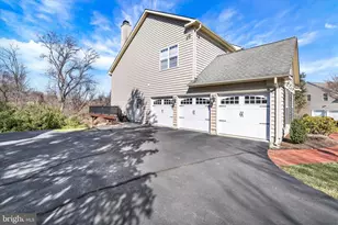 1283 Clearview Dr, Yardley, PA 19067 - Photo 9