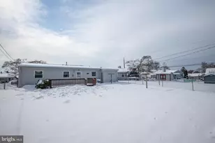 405 Andover Rd, Fairless Hills, PA 19030 - Photo 29