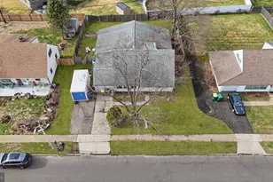 9 Harmony Rd, Levittown, PA 19056 - Photo 35