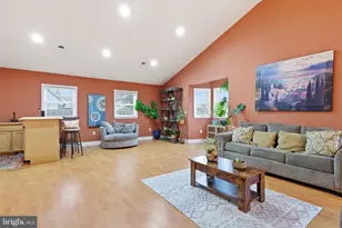 9 Harmony Rd, Levittown, PA 19056 - Photo 13