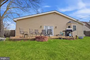 9 Harmony Rd, Levittown, PA 19056 - Photo 31