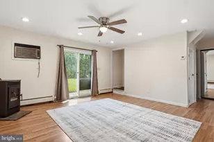 34 Ridge Ln, Levittown, PA 19055 - Photo 5