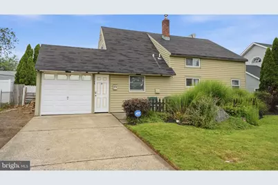 34 Ridge Lane, Levittown, PA 19055 - Photo 3