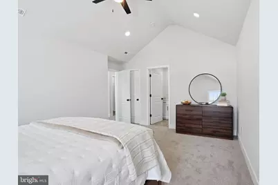 705 Merlin, Bristol, PA 19007 - Photo 27