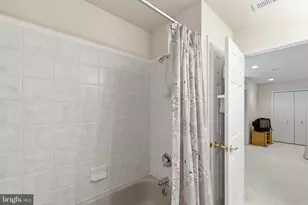 111 Grandview Dr, Warminster, PA 18974 - Photo 13