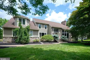 9 Skyview Dr, Ivyland, PA 18974 - Photo 1