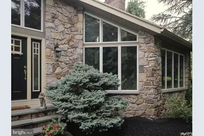 9 Skyview Drive, Warminster, PA 18974 - Photo 3