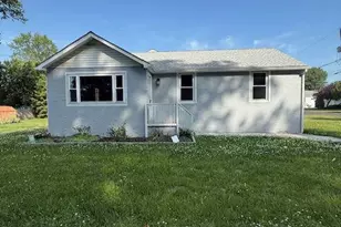 306 Grape St, Warminster, PA 18974 - Photo 1
