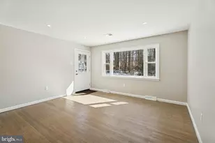 306 Grape St, Warminster, PA 18974 - Photo 3