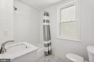 306 Grape St, Warminster, PA 18974 - Photo 19