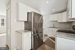 306 Grape St, Warminster, PA 18974 - Photo 11