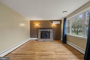 1306 New Chestnut St, Bristol, PA 19007 - Photo 5