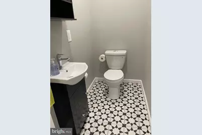 250 W Bridge Street #1, Morrisville, PA 19067 - Photo 9