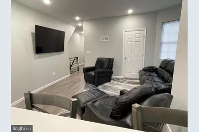250 W Bridge Street #1, Morrisville, PA 19067 - Photo 7