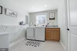 299 Ann Ln, Warminster, PA 18974 - Photo 17