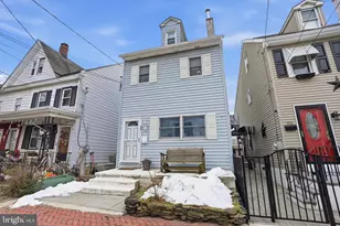 650 Pine St, Bristol, PA 19007 - Photo 1