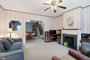 650 Pine St, Bristol, PA 19007 - Photo 3