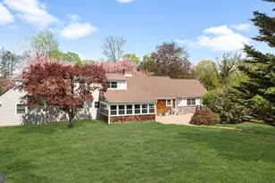 682 Whirlaway Dr, Warminster, PA 18974 - Photo 49