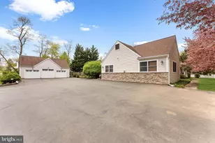682 Whirlaway Dr, Warminster, PA 18974 - Photo 7
