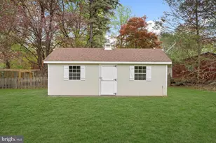 682 Whirlaway Dr, Warminster, PA 18974 - Photo 51