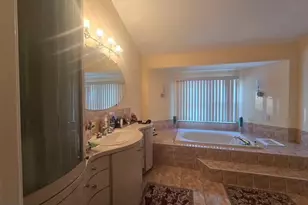 25 Bellwood Dr, Feasterville-Trevose, PA 19053 - Photo 17