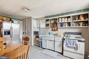 82 Central Ave, Morrisville, PA 19067 - Photo 9