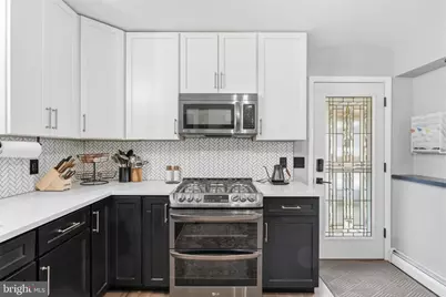 708 Barclay Avenue, Morrisville, PA 19067 - Photo 7