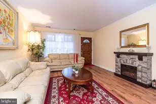 2282 Suzann Dr, Warrington, PA 18976 - Photo 5