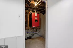 975 Woodvale Ave, Langhorne, PA 19047 - Photo 31