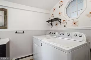 975 Woodvale Ave, Langhorne, PA 19047 - Photo 15