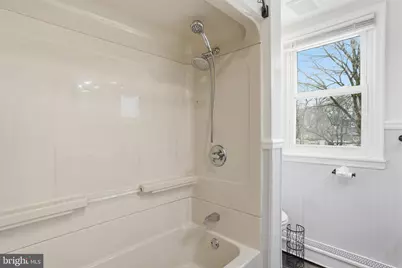 975 Woodvale Avenue, Langhorne, PA 19047 - Photo 23