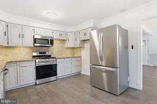 975 Woodvale Ave, Langhorne, PA 19047 - Photo 9