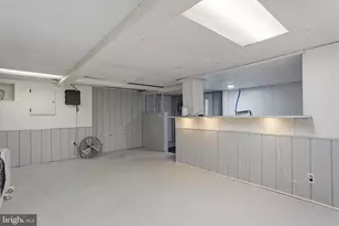 975 Woodvale Ave, Langhorne, PA 19047 - Photo 29