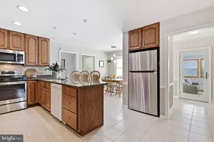 348 Burgundy Ln, Newtown, PA 18940 - Photo 21