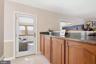 348 Burgundy Ln, Newtown, PA 18940 - Photo 23