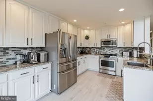 1855 Creekview Ln, Jamison, PA 18929 - Photo 7