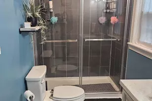 1049 Wayland Ave, Bensalem, PA 19020 - Photo 17