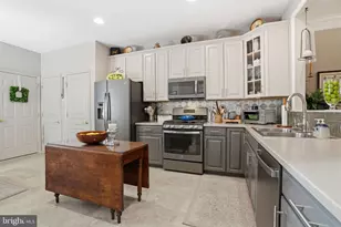 104 McConkey Dr, Washington Crossing, PA 18977 - Photo 5