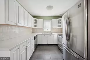 131 Ivy Hill Rd, Levittown, PA 19057 - Photo 13