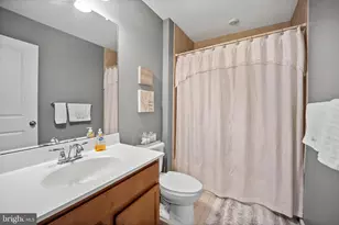 485 Rowan St, Warminster, PA 18974 - Photo 31