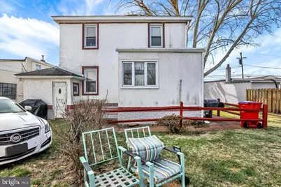 2267 E Farragut Avenue, Bristol, PA 19007 - Photo 11