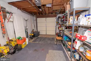 240 Clearfield Cir, Warminster, PA 18974 - Photo 59