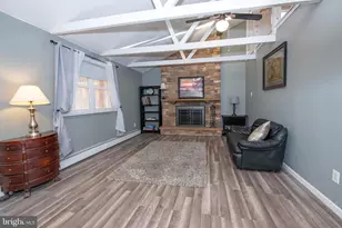 240 Clearfield Cir, Warminster, PA 18974 - Photo 19