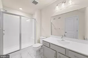 40 N 8th St, Perkasie, PA 18944 - Photo 17